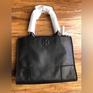 NWT Tory Burch Ella leather canvas tote 😍